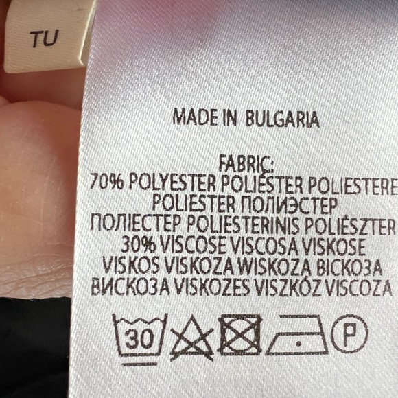 PLUTO Lingerie Peony Wrap in Black Soft & Cozy Lounge ONE SIZE NWT - Picture 10 of 11